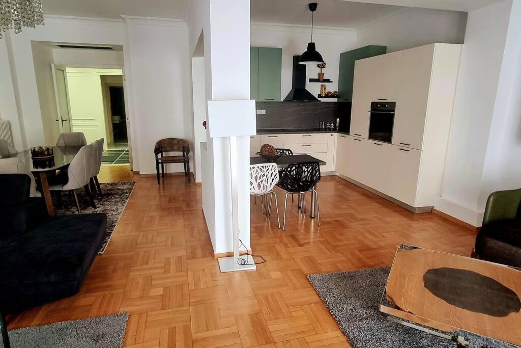 Petite Palace Aristotelous 2 Tesalonika Bagian luar foto